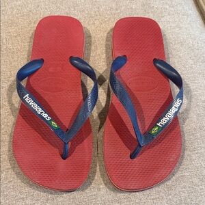 Havaianas Maroon and Navy Flip Flops